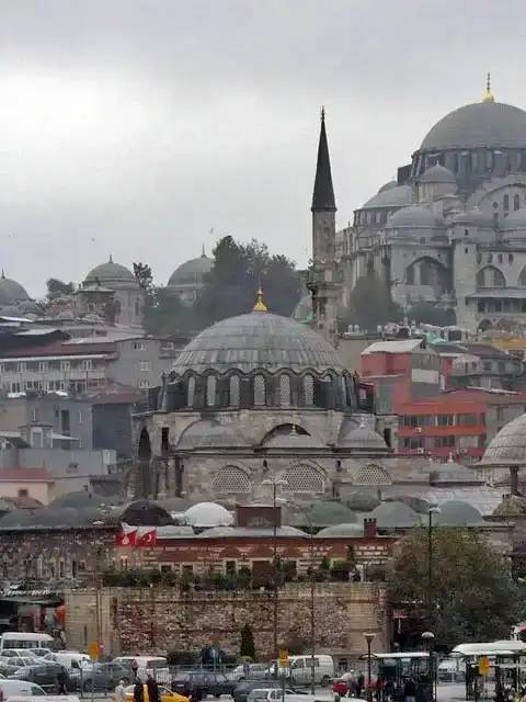 Rüstem Pasha Mosque Istanbul | Tiles & Mimar Sinan