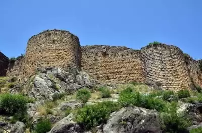 Kozan Kalesi