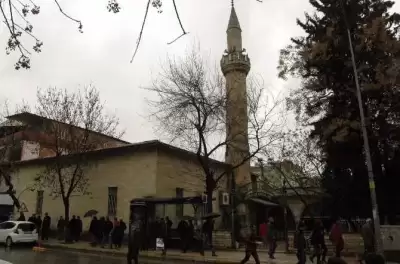 Eskisaray Camii