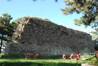 Sandıklı Kalesi