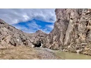 Kudret Köprüsü taş köprü şekli nehir üstü
