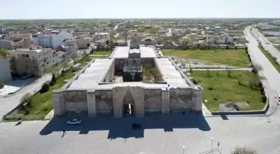 Sultanhanı Kervansarayı