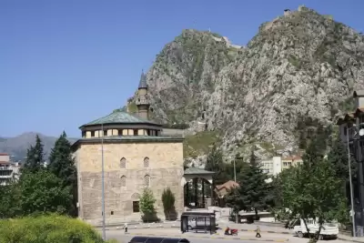 Gümüşlü Cami