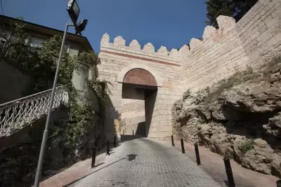 Bursa Surları