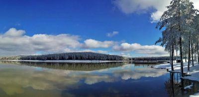 Winter landscape covered in snow at Topuk Plateau and Pond