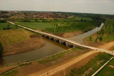 Bayezid Köprüsü havadan çekilmiş geniş görünüş