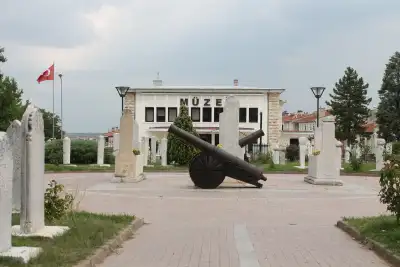 Courtyard and statues at the Edirne Archaeology and Ethnography Museum