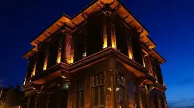 Edirne Kent Müzesi ahşap yapısının gece aydınlatması