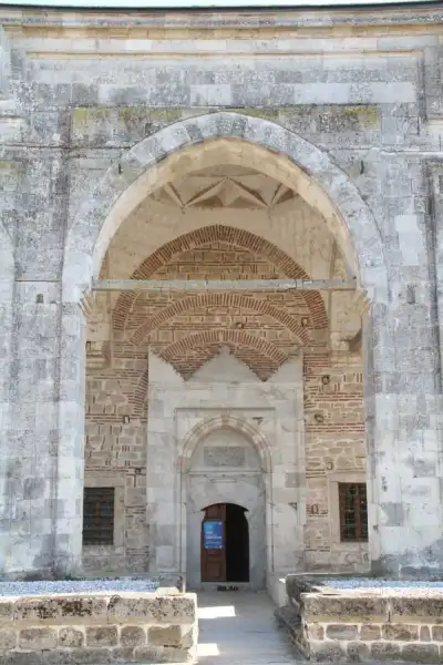 Gazi Mihal Camii tarla ortasında havadan görüntü