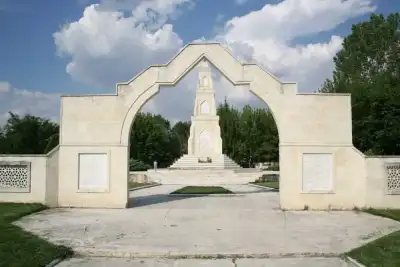 Sarayiçi Balkan Şehitliği