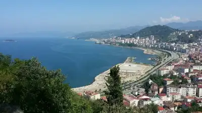 Giresun Kalesi surları ve şehir panoraması