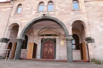Hacı Miktad Camii