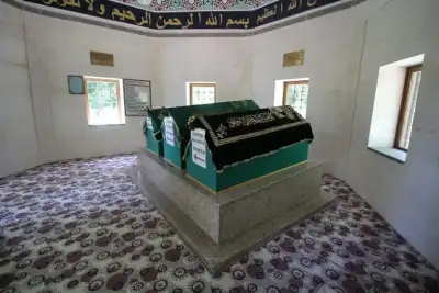 Piraziz Şeyh İdris Camii ve Türbesi ahşap tavan işçiliği detayı