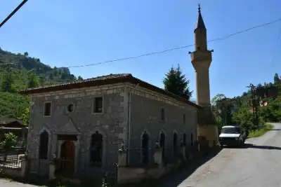 Sayca Village Manaroglu Mosque minaret and village road