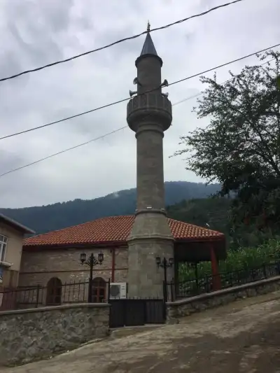Yağlıdere Tekkeköy Cami