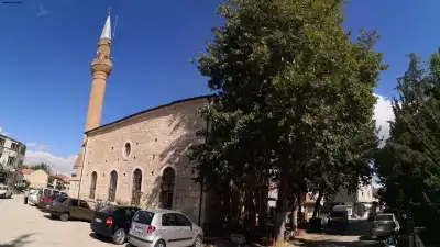 Abdülgaffar Camii tavan kalemişi dekoratif geometrik motifler