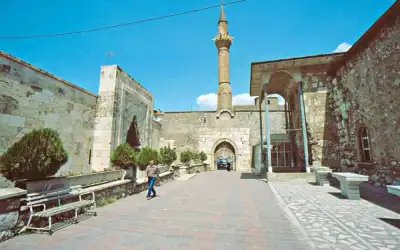 Dündarbey Medresesi