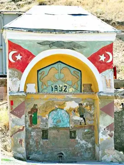 Gafle Çeşmesi taş tonozlu giriş kapısı ön görünüş