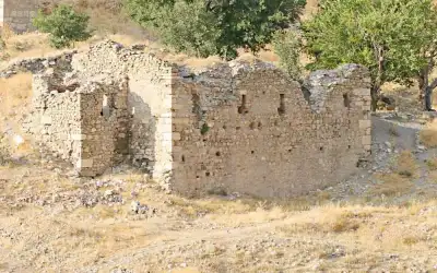 Gargılı Lala Medresesi (Taş Medrese)