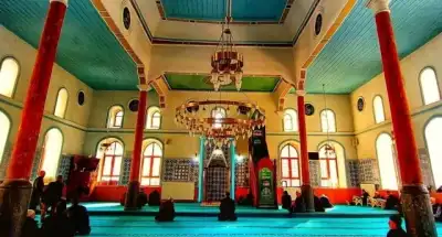 Kavaklı Camii / Abdi Paşa Peygamber Camii iç mihrap bölümü