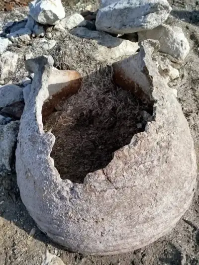 Küp Mezarlar taş yapılar detaylı arkeolojik inceleme