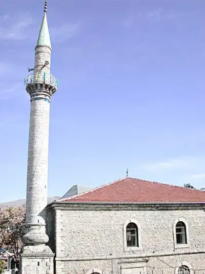 Merkez Yeni Mosque