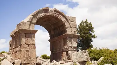 Zengibar Castle (Isaura Ancient City) stone arched ancient gate
