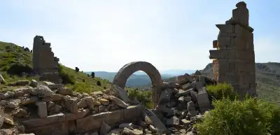 Zengibar Castle (Isaura Ancient City) mountainous area and ruins