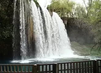 Aşağı Düden Şelalesi